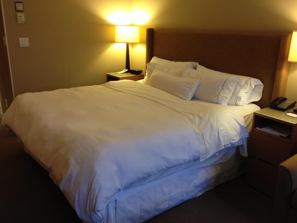 The Westin By Latour Aparthotel Whistler Room photo