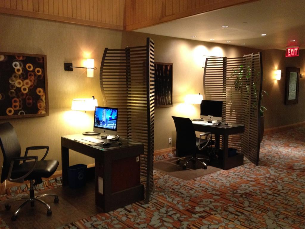 The Westin By Latour Aparthotel Whistler Exterior photo